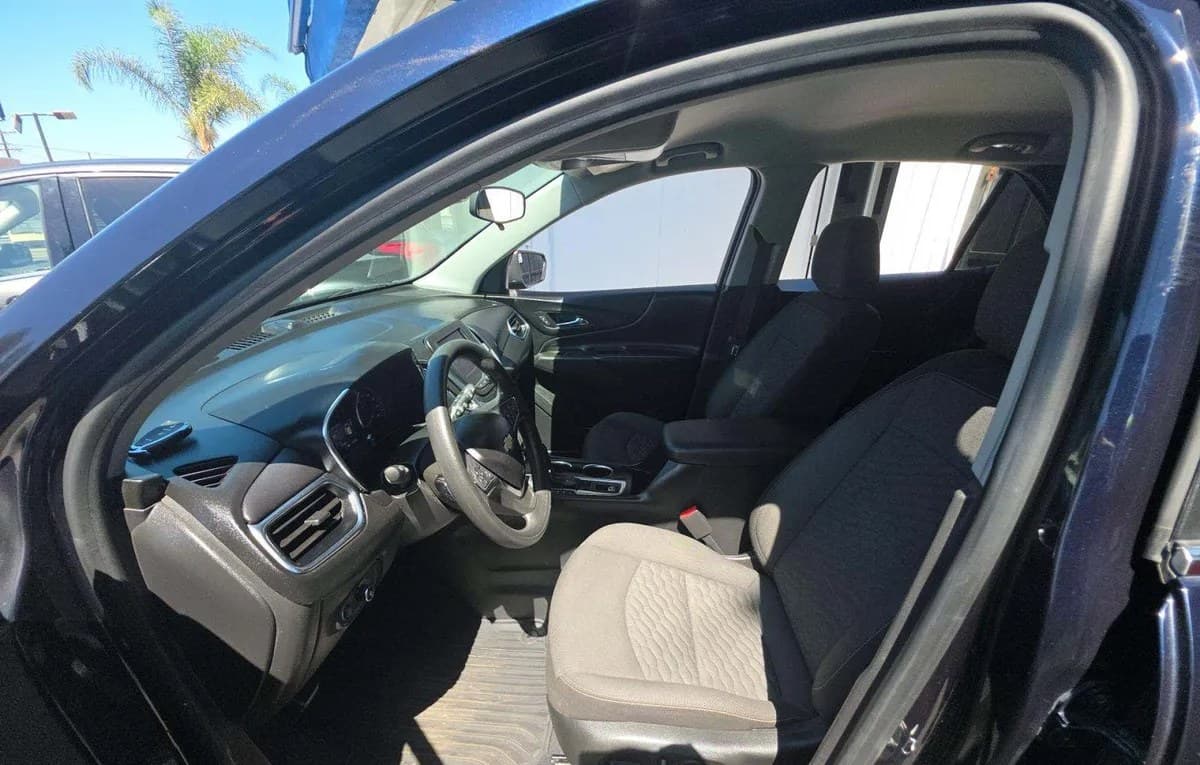 2021 CHEVROLET EQUINOX LT 4
