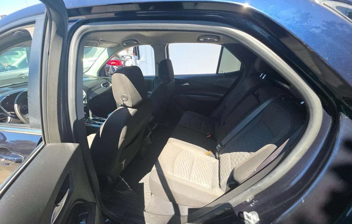 2021 CHEVROLET EQUINOX LT 7