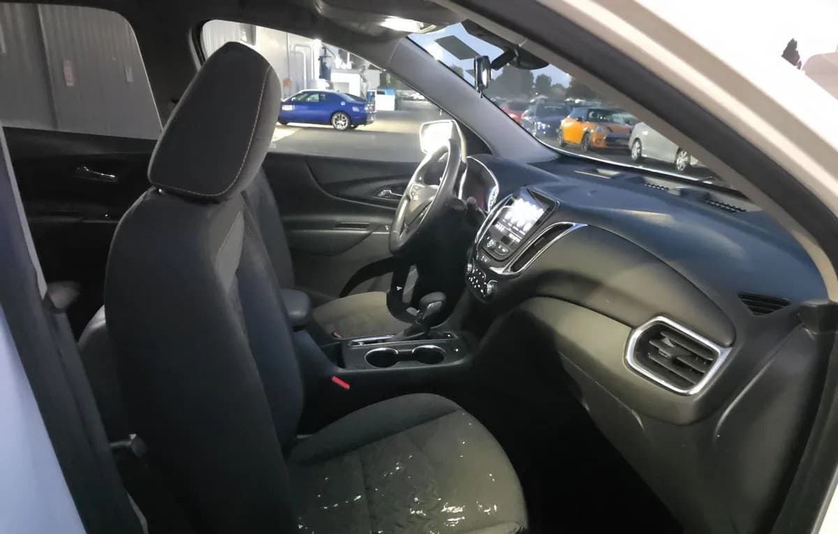 2023 CHEVROLET EQUINOX LT 5