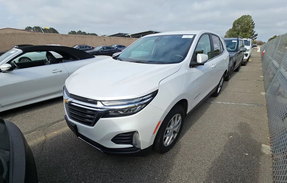 2024 CHEVROLET EQUINOX LT 2