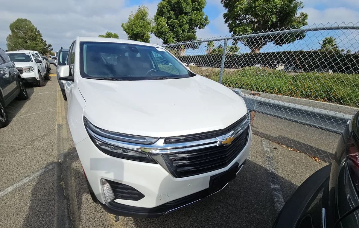 2024 CHEVROLET EQUINOX LT 3