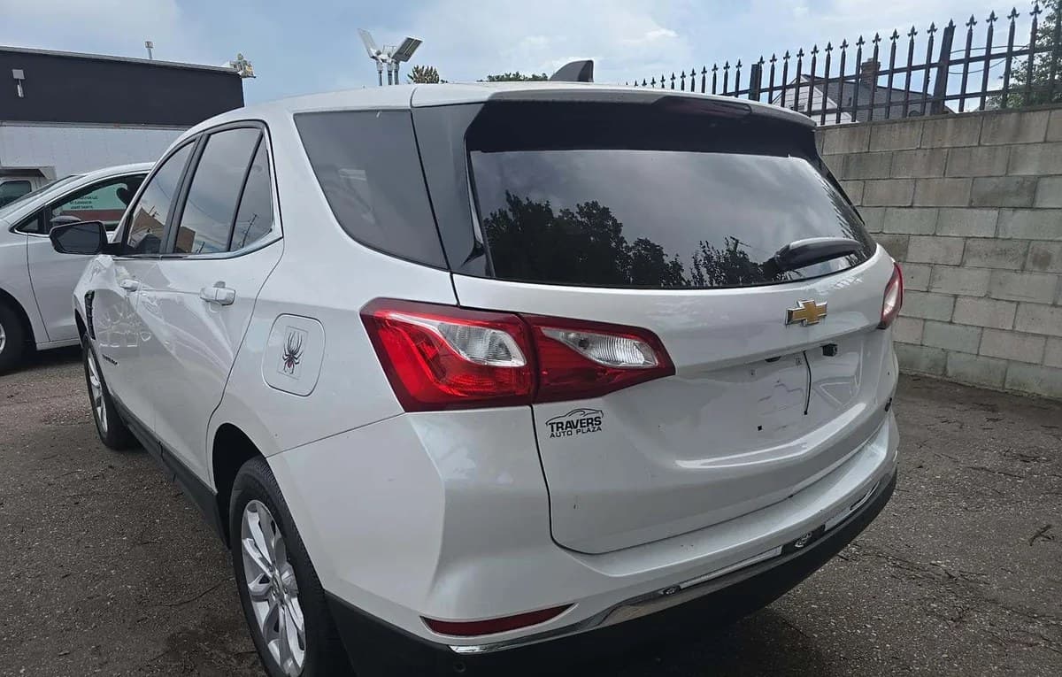 2021 CHEVROLET EQUINOX LT 3