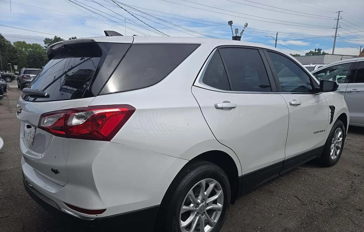 2021 CHEVROLET EQUINOX LT 4