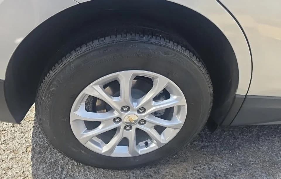 2019 CHEVROLET EQUINOX LT 1LT 7