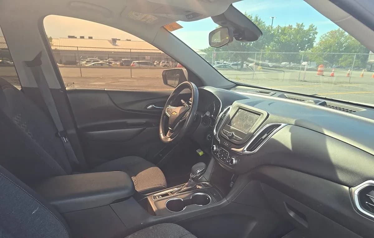 2022 CHEVROLET EQUINOX LT 5