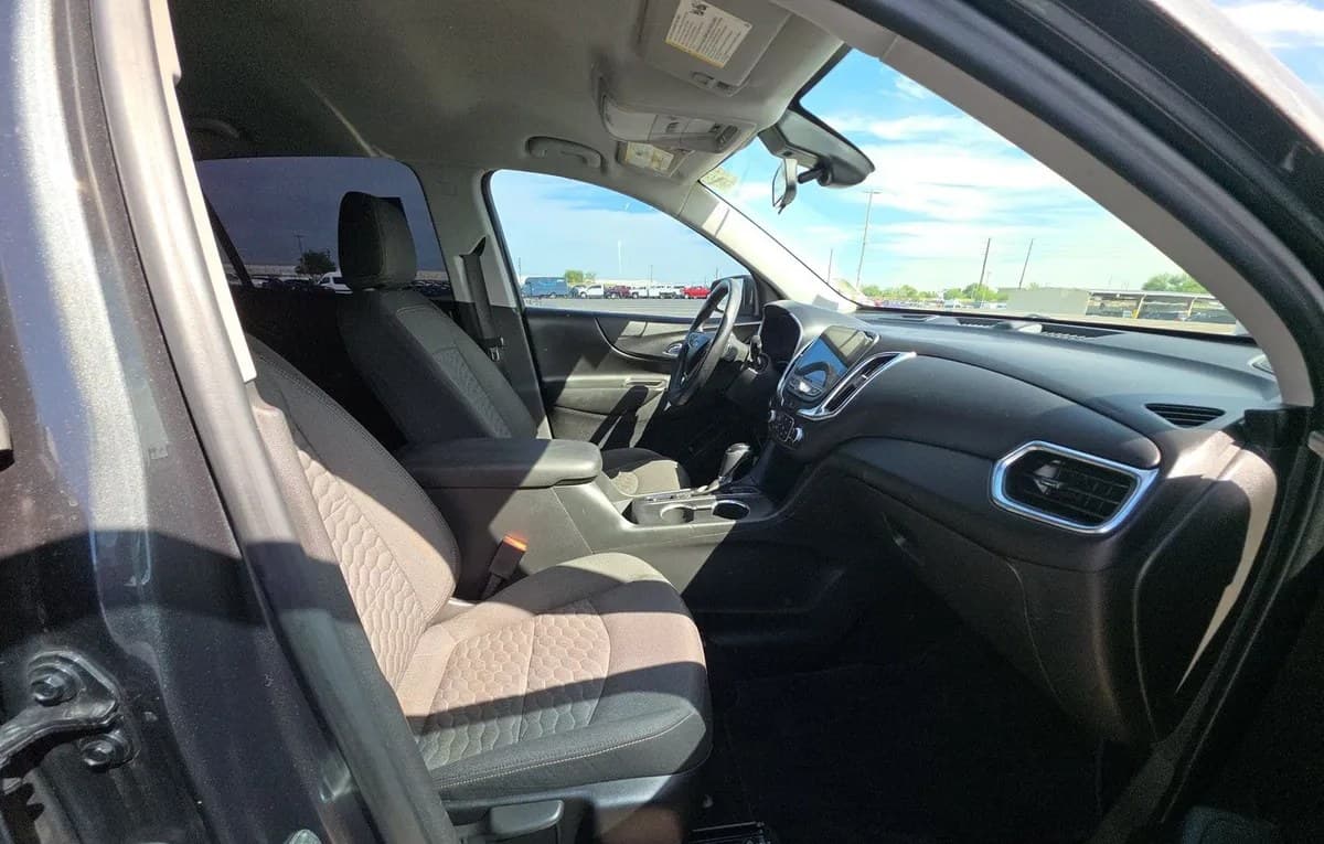 2020 CHEVROLET EQUINOX LT 5