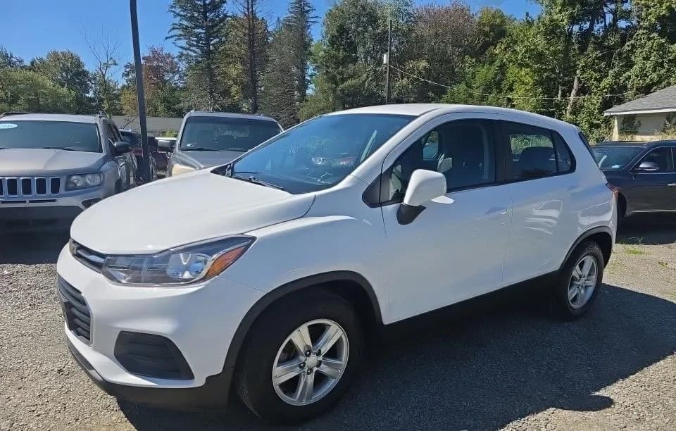 2020 CHEVROLET TRAX LS 2
