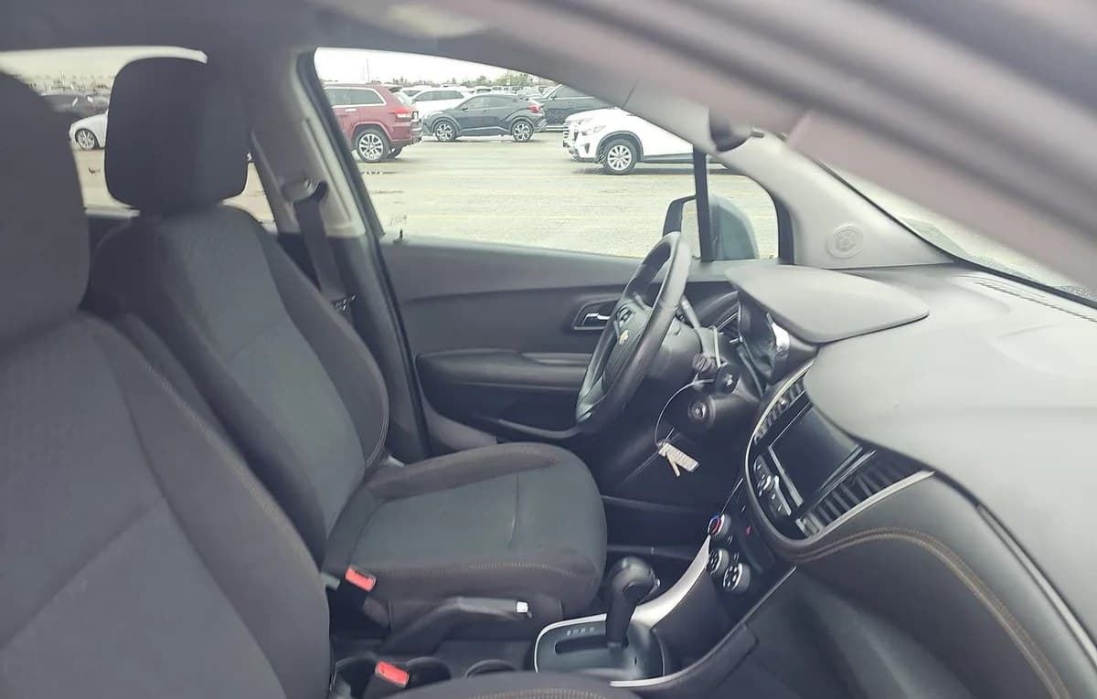 2020 CHEVROLET TRAX LS 5