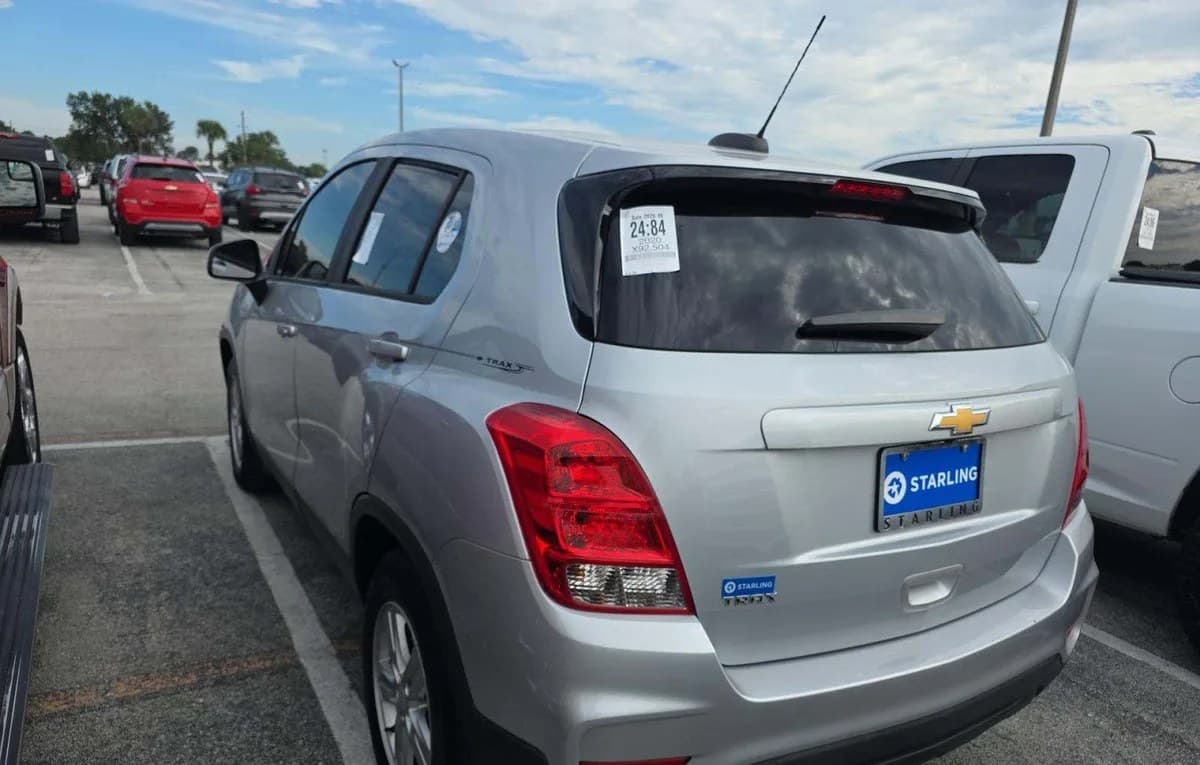 2020 CHEVROLET TRAX LS 2