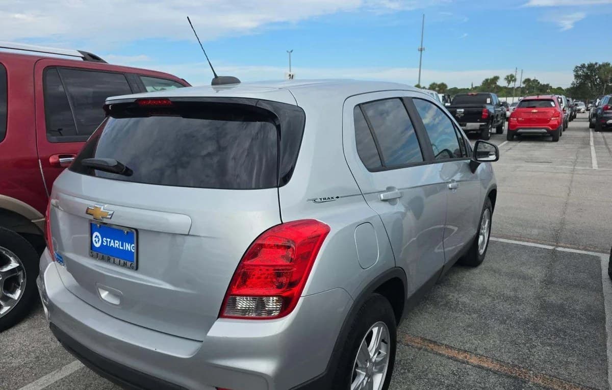 2020 CHEVROLET TRAX LS 3