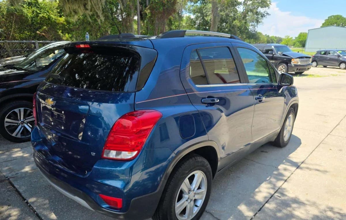 2020 CHEVROLET TRAX LT 4