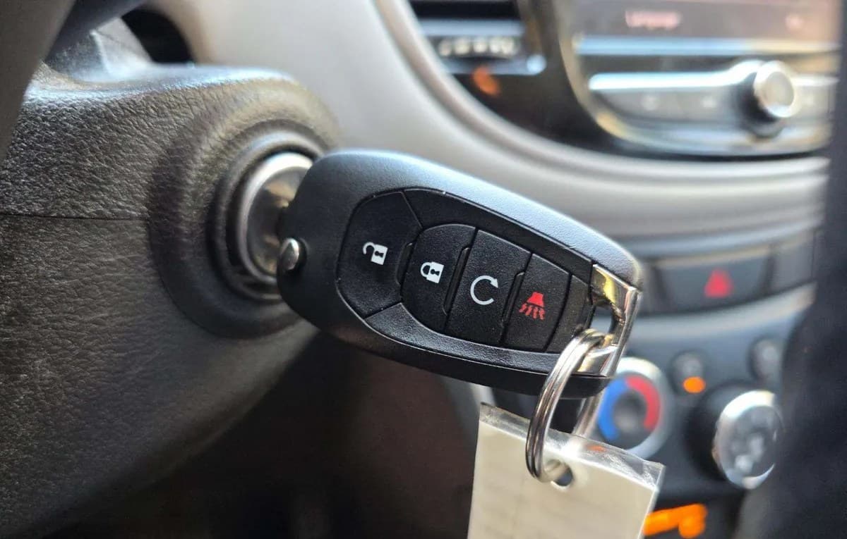 2020 CHEVROLET TRAX LT 5