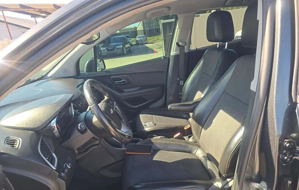 2020 CHEVROLET TRAX LT 3
