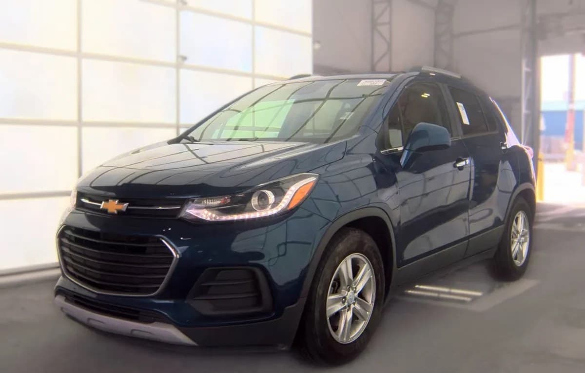 2019 CHEVROLET TRAX LT 2