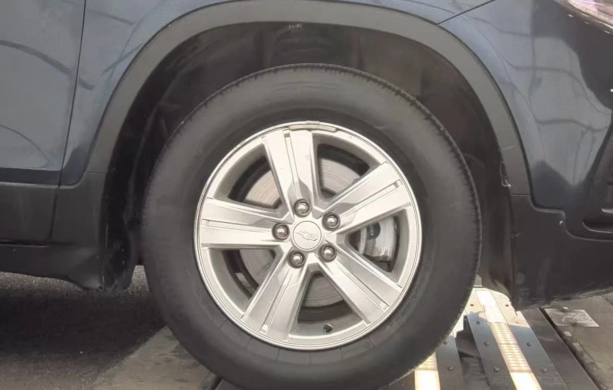 2019 CHEVROLET TRAX LT 7