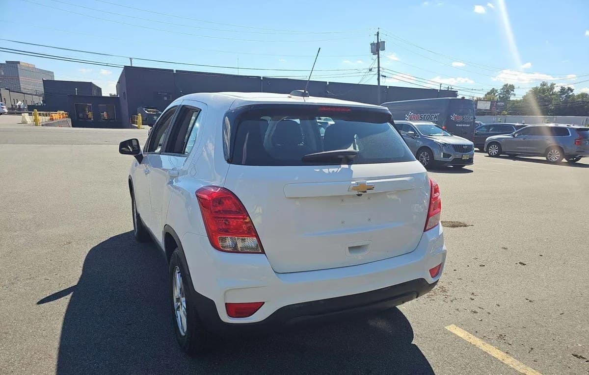 2019 CHEVROLET TRAX LS 3