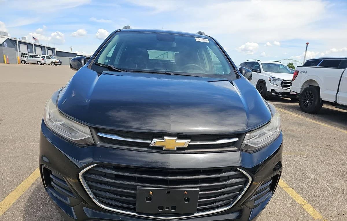 2017 CHEVROLET TRAX LT 2