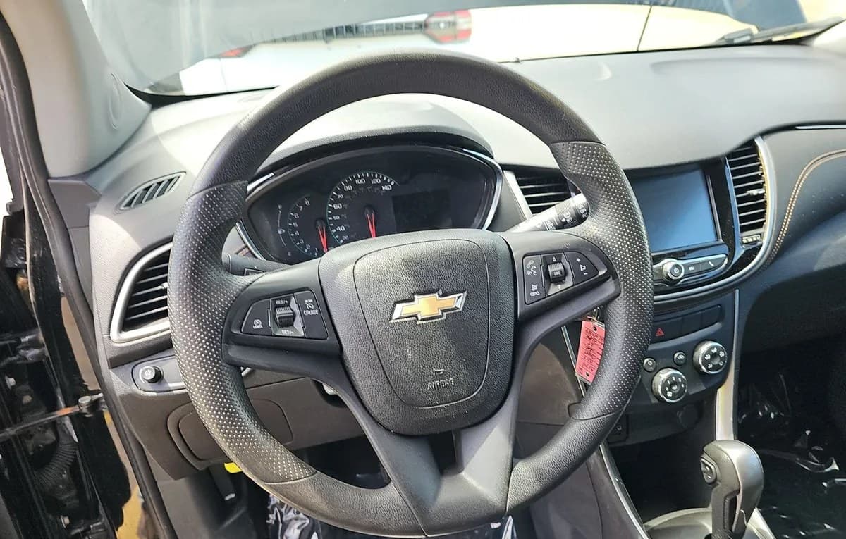 2017 CHEVROLET TRAX LT 6