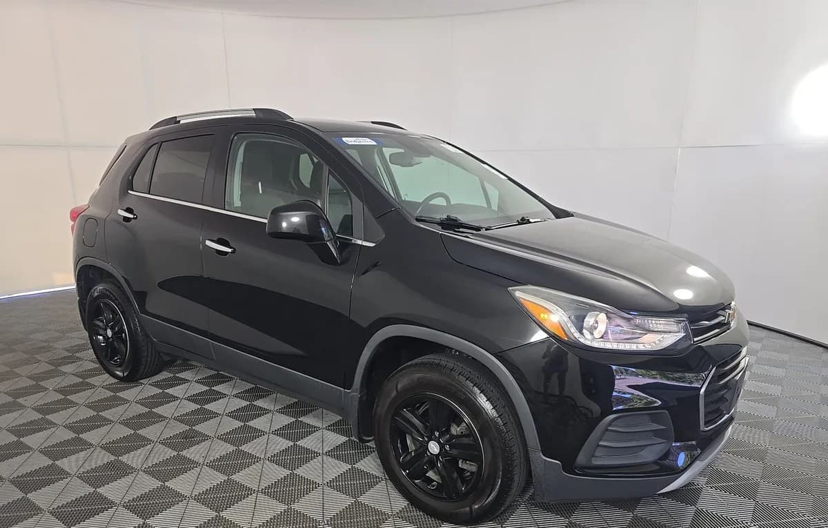 2019 CHEVROLET TRAX LT 4