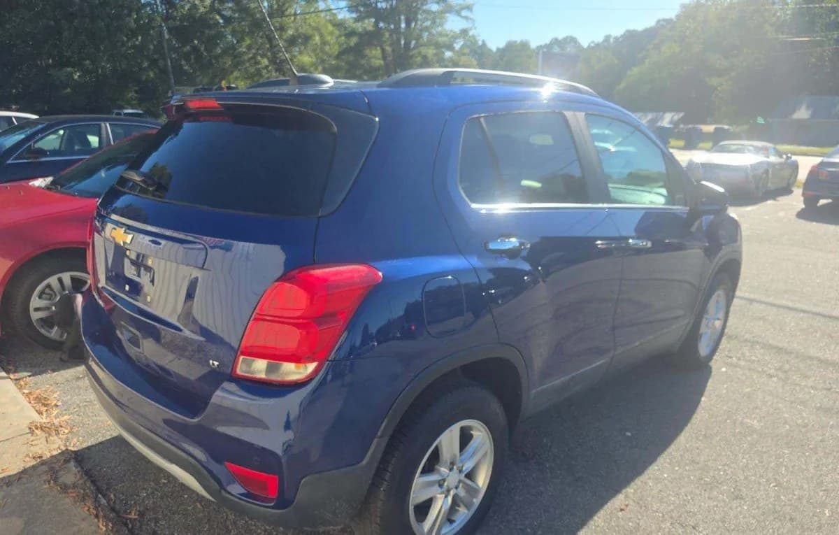 2017 CHEVROLET TRAX LT 4
