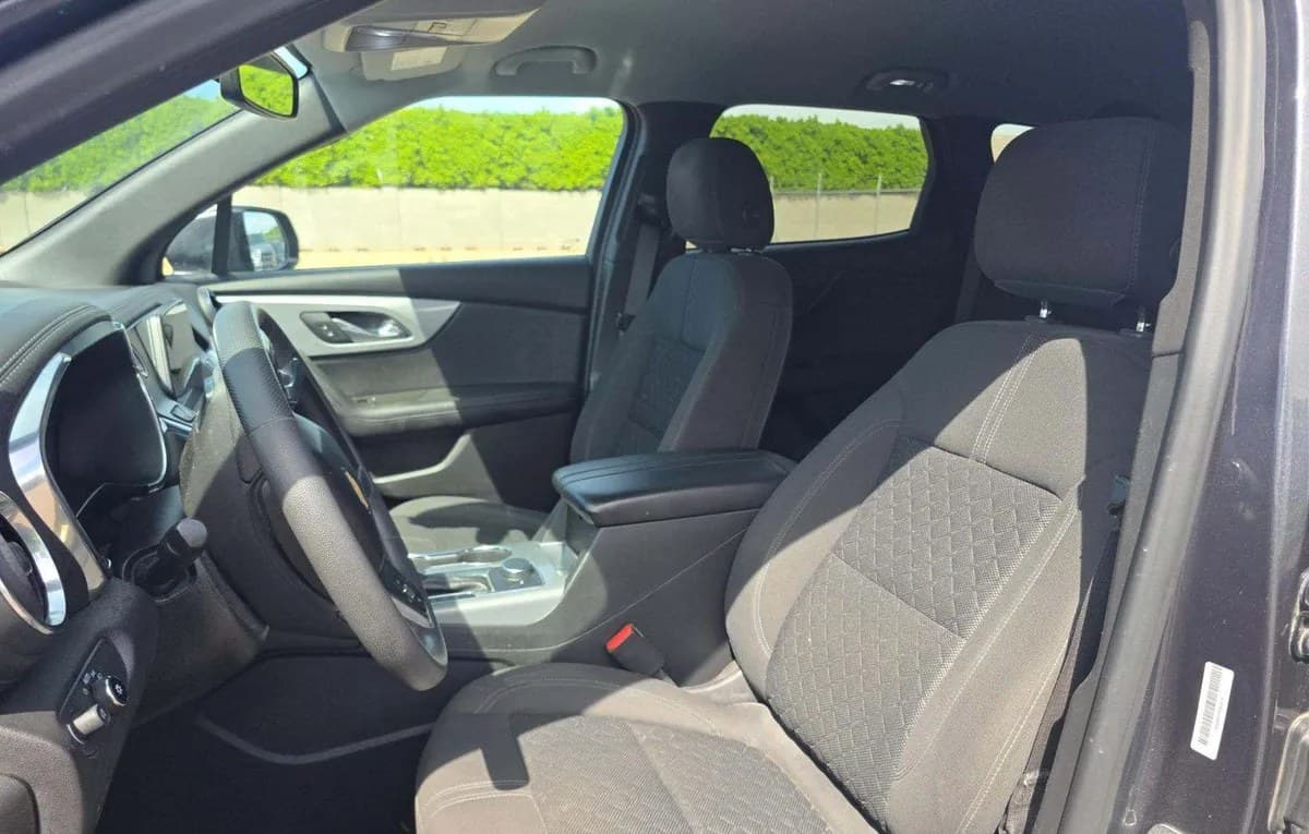 2021 CHEVROLET BLAZER LT 4