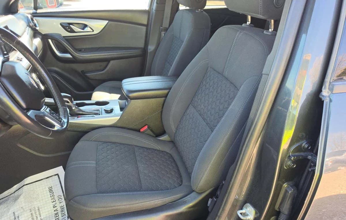 2019 CHEVROLET BLAZER CLOTH 1LT 4