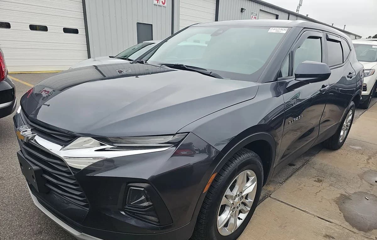2022 CHEVROLET BLAZER LT 2
