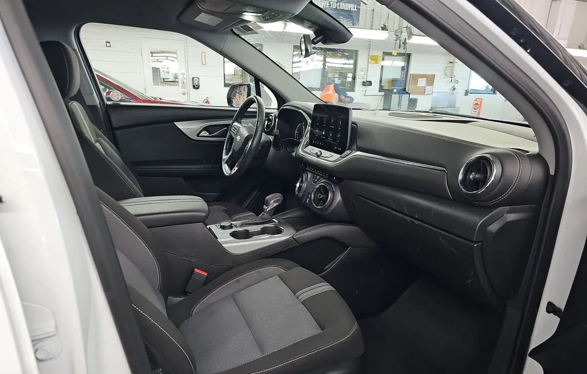 2025 CHEVROLET BLAZER LT 2LT 5