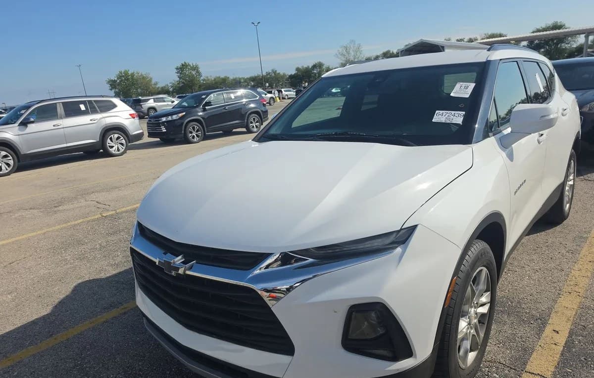 2021 CHEVROLET BLAZER LT 2