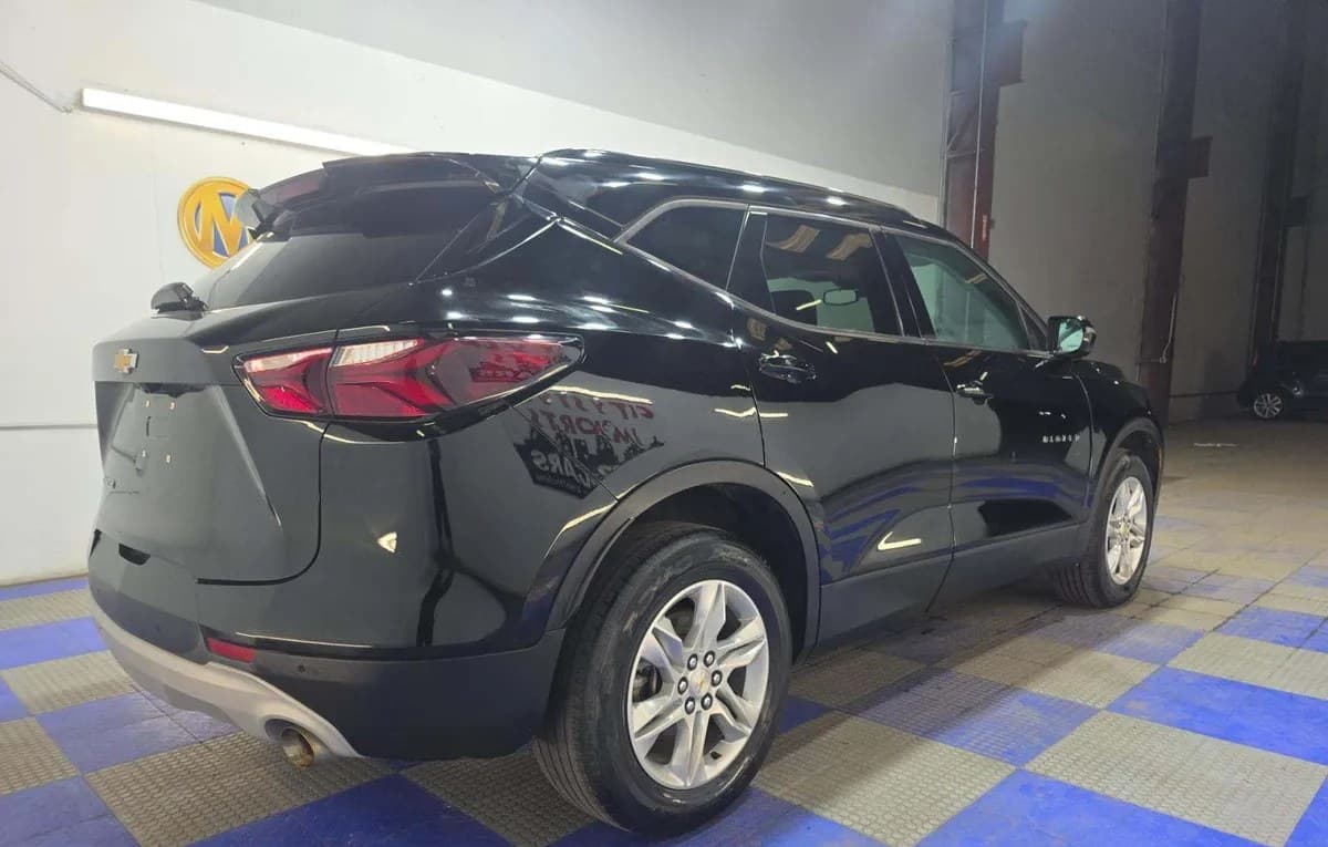 2021 CHEVROLET BLAZER LT 4