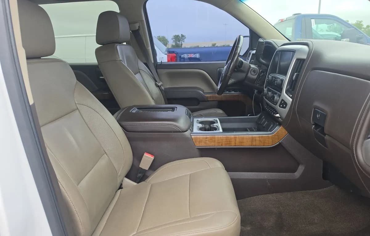 2017 GMC SIERRA 1500 SLT CREW CAB SHORT BED 4SA 5