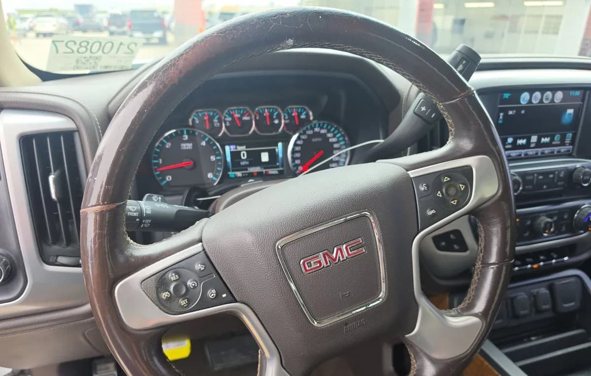 2017 GMC SIERRA 1500 SLT CREW CAB SHORT BED 4SA 7