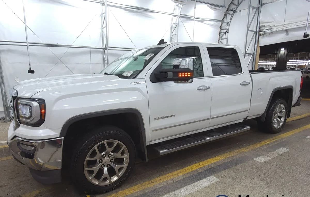 2017 GMC SIERRA 1500 SLT CREW CAB MEDIUM BED 4SA 2