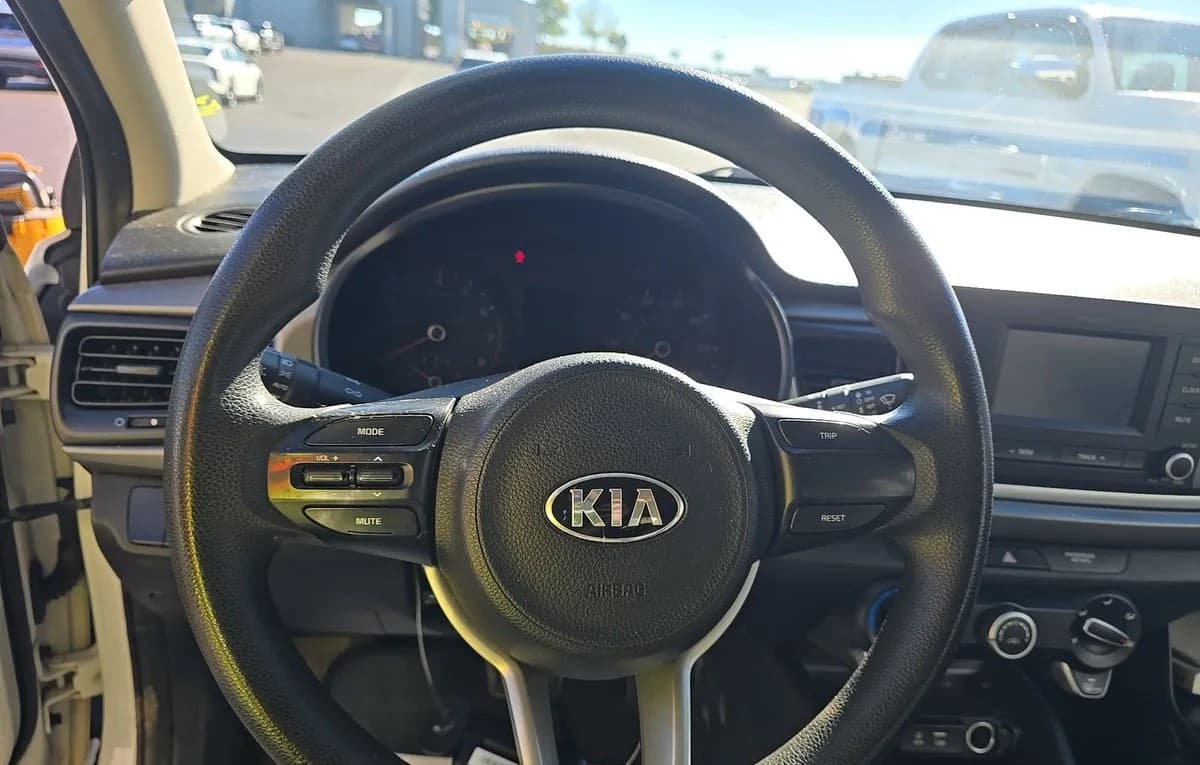 2018 KIA RIO LX 7