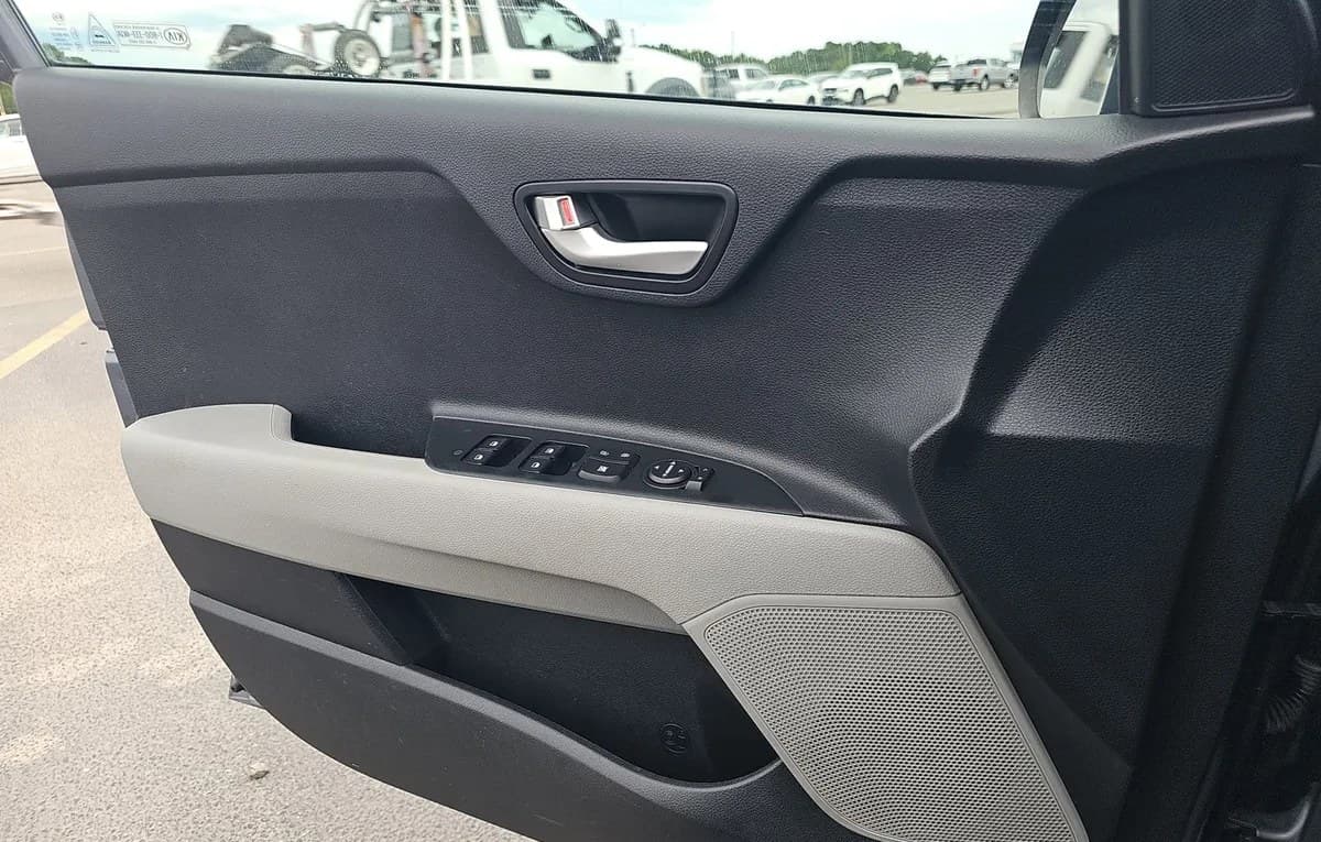 2019 KIA RIO S 6