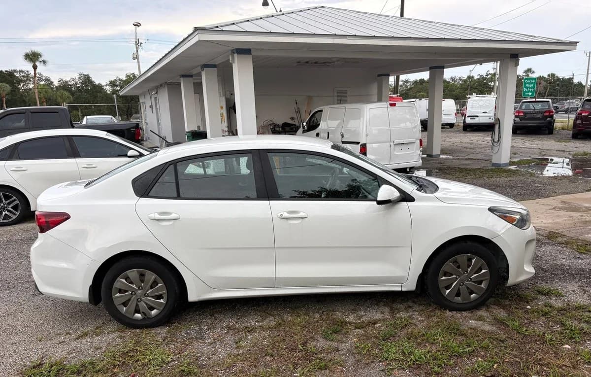 2020 KIA RIO LX 3
