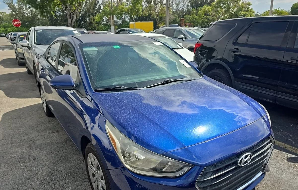 2018 HYUNDAI ACCENT SE 4