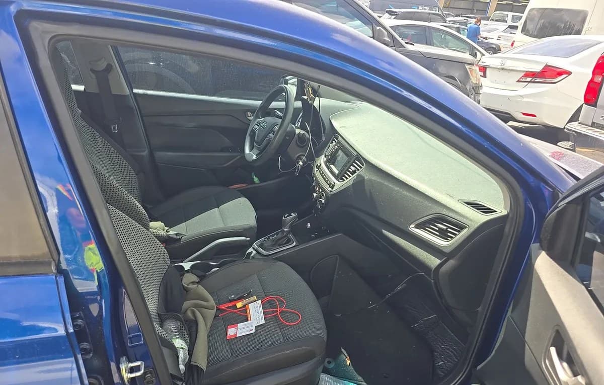 2018 HYUNDAI ACCENT SE 5