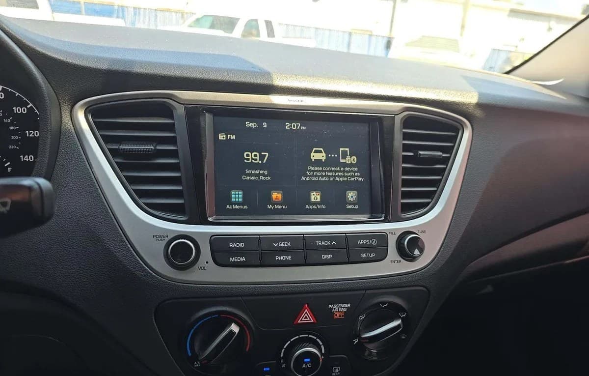 2020 HYUNDAI ACCENT SEL 7