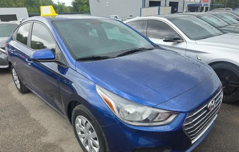 2022 HYUNDAI ACCENT SE 4