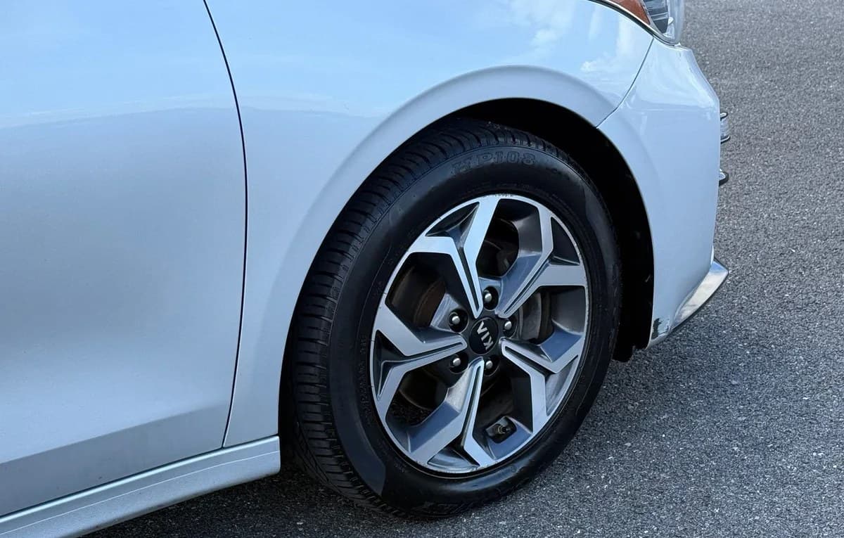 2019 KIA FORTE LXS 4