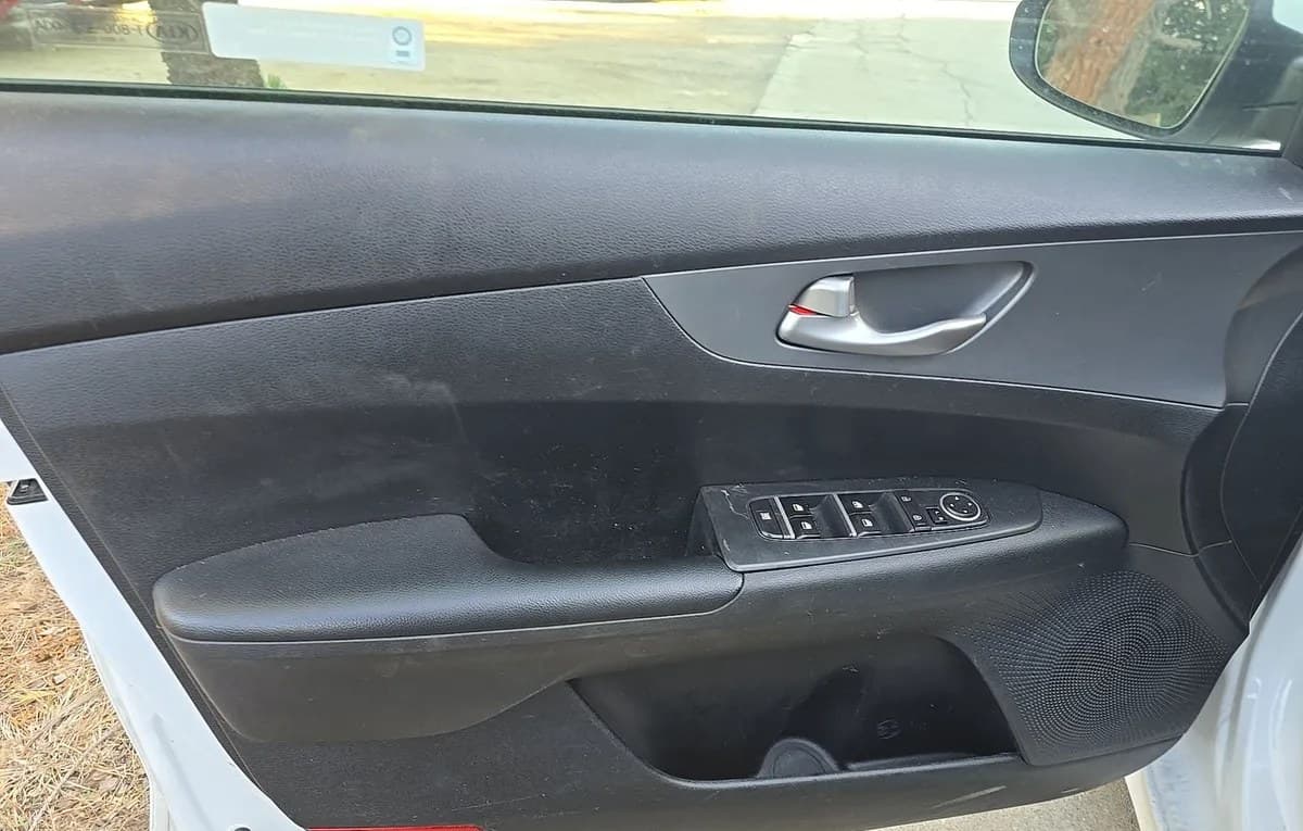 2019 KIA FORTE LXS 5