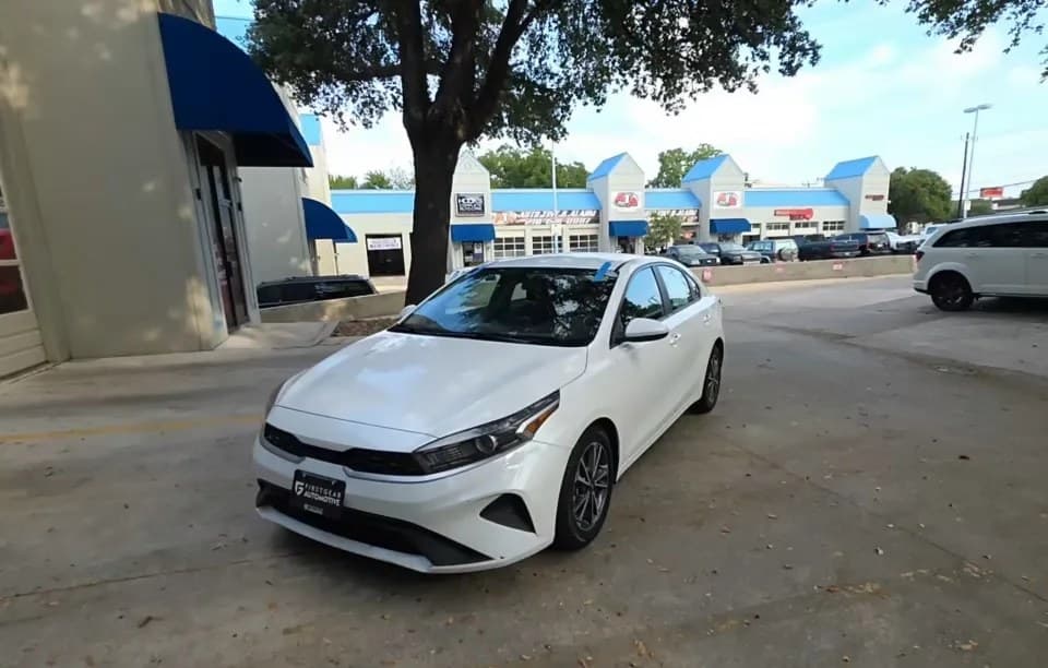 2022 KIA FORTE LXS 2