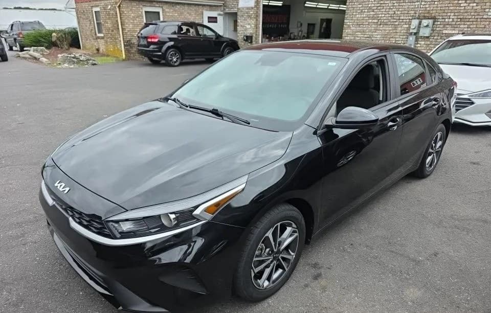 2023 KIA FORTE LXS