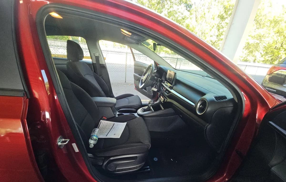 2019 KIA FORTE LXS 4