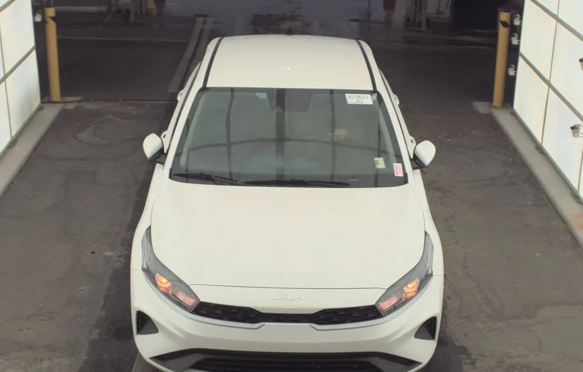 2023 KIA FORTE LXS 3