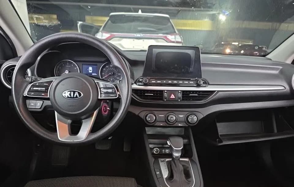 2021 KIA FORTE FE 5