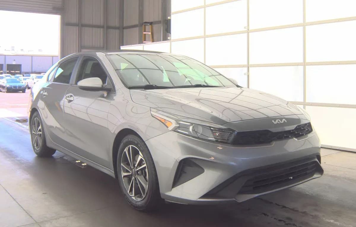 2024 KIA FORTE LXS 4