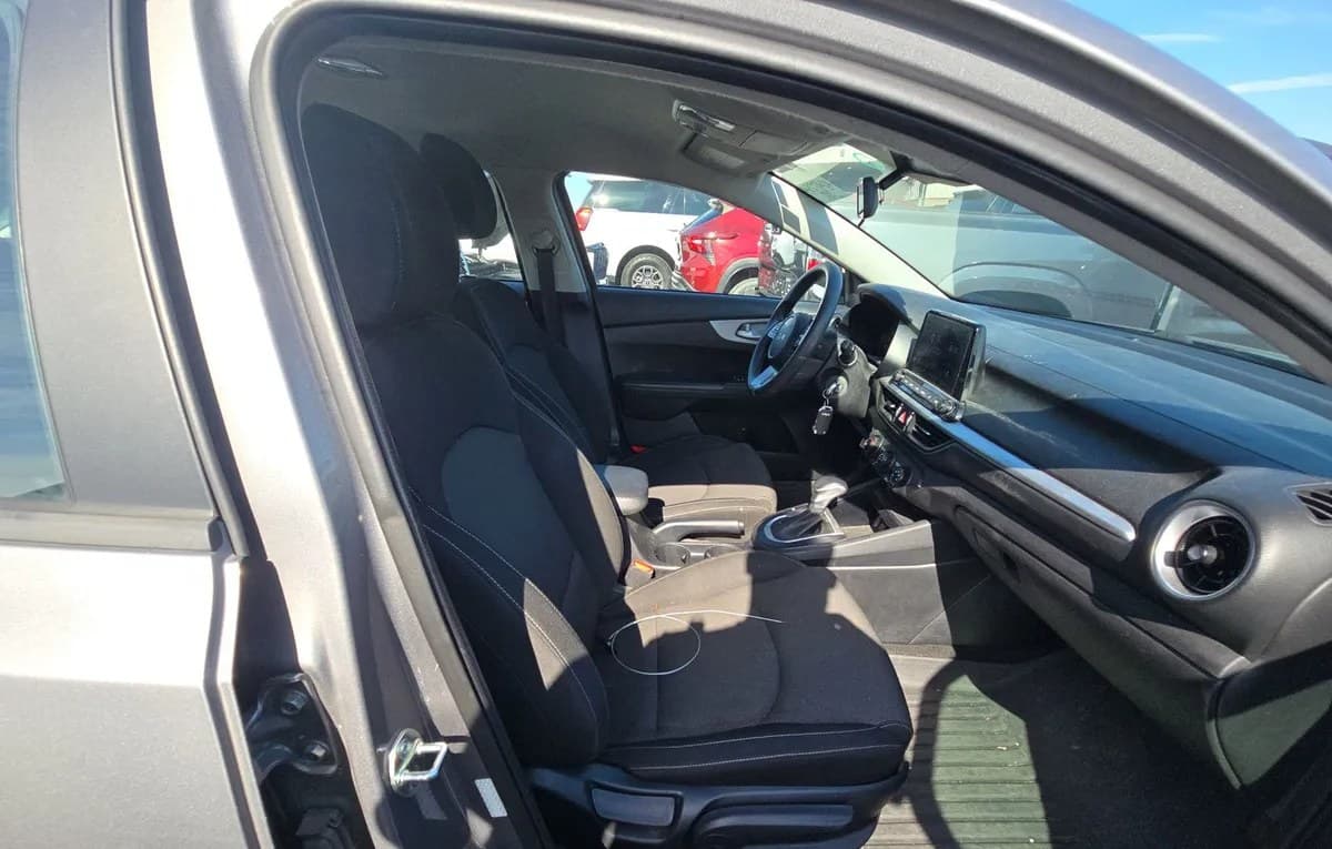 2024 KIA FORTE LXS 5