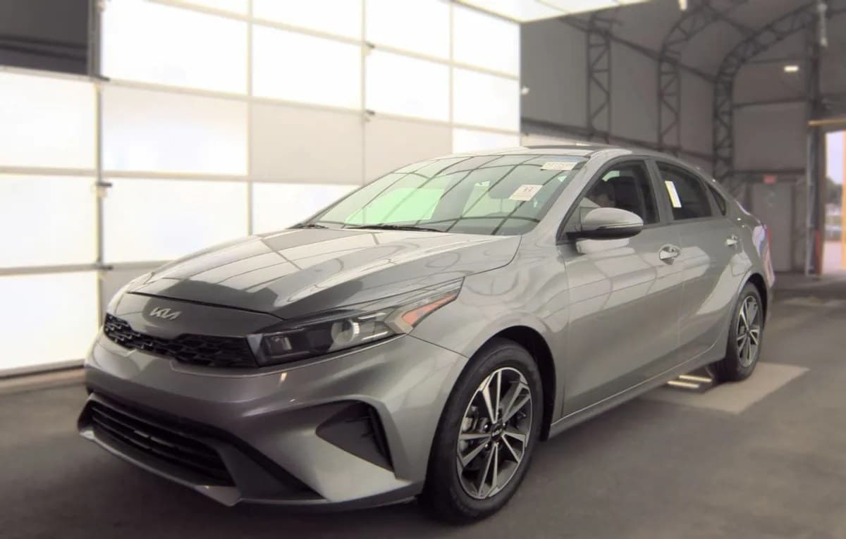 2024 KIA FORTE LXS 2